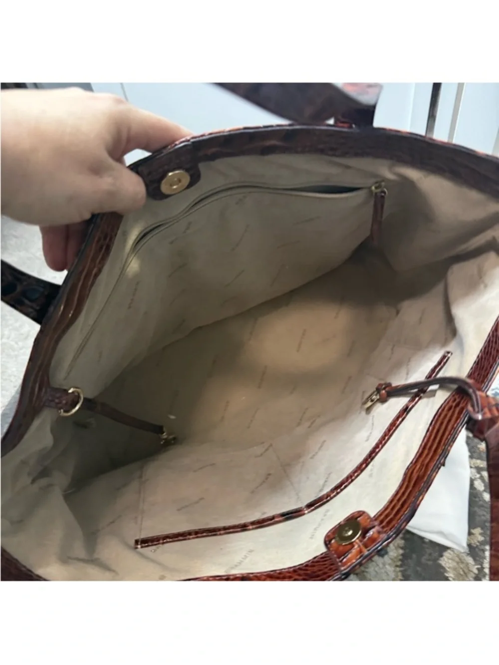 Brahmin Pecan Croc-Embossed Leather Tote with Wallet & Wristlet NWOT - Picture 7 of 7